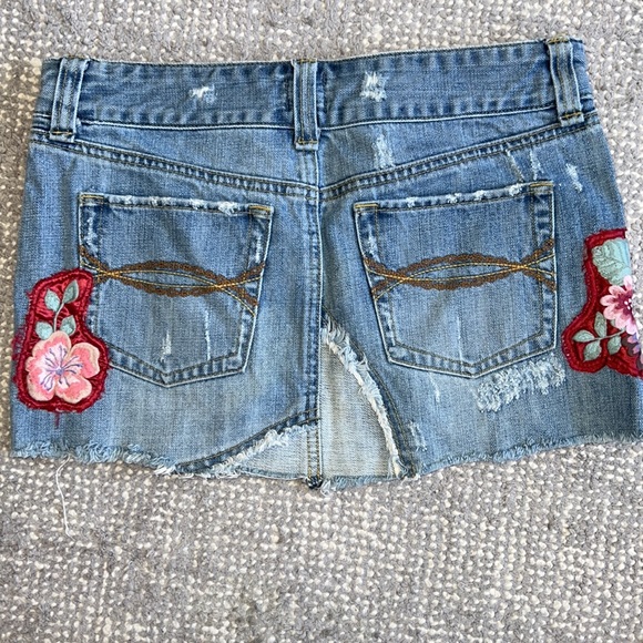 Y2K Abercrombie and Fitch patchwork Jean Skirt - Picture 2 of 6